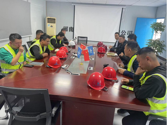 以演促練，防患未“燃”—苑陵西路小學(xué)項目部開展消防安全應(yīng)急演練!